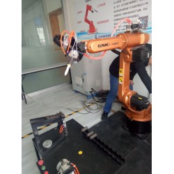 上海工业机器人与加工技术培训中心